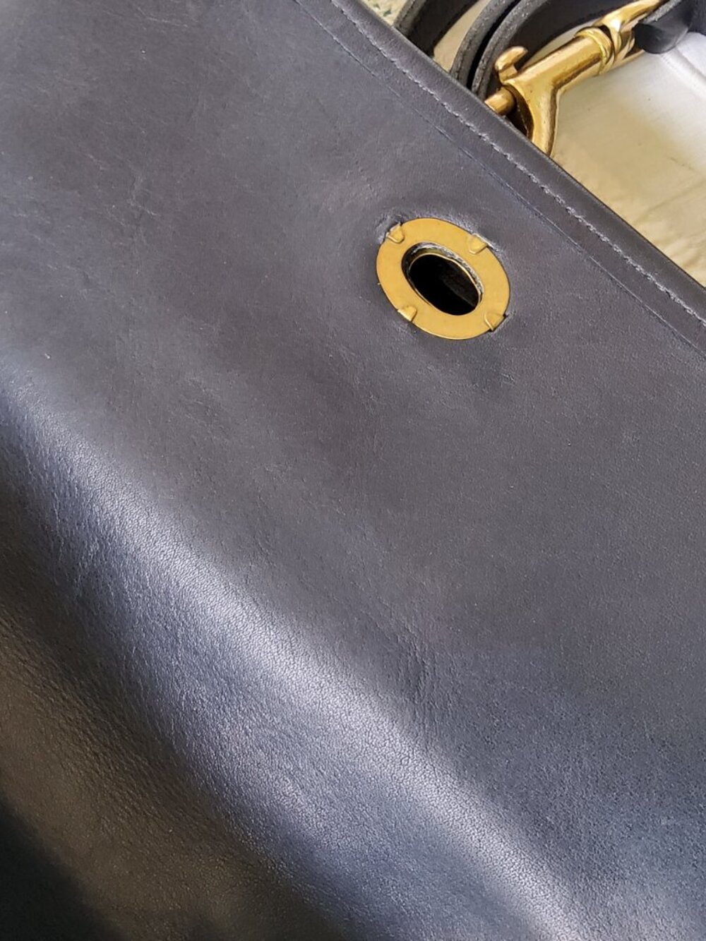 Vintage Coach Court Crossbody in Navy 9870 - Picture 7 of 16